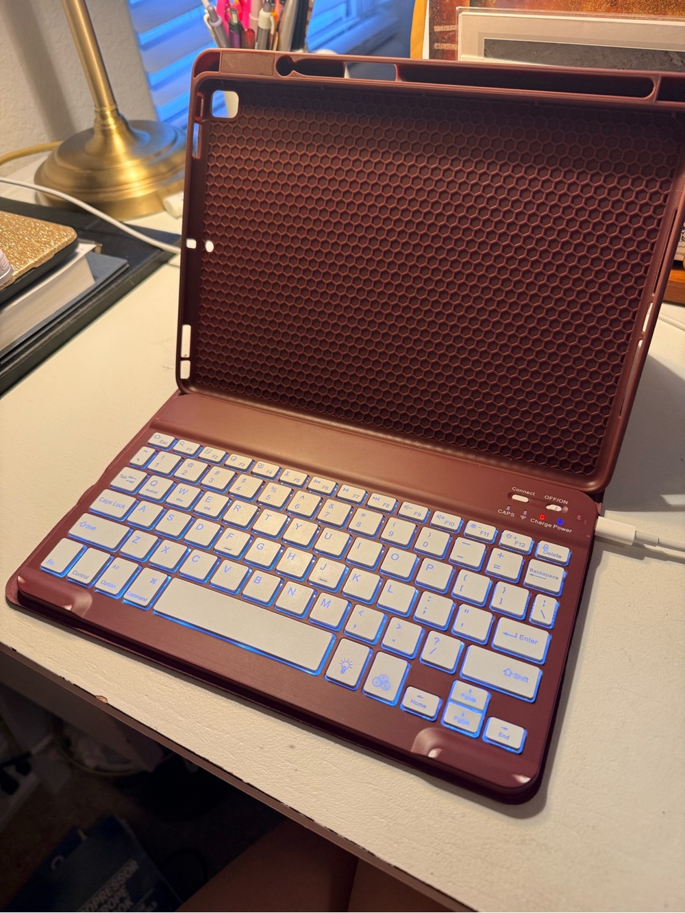 Wireless Bluetooth Keyboard iPad Case 9th generation - Burgundy